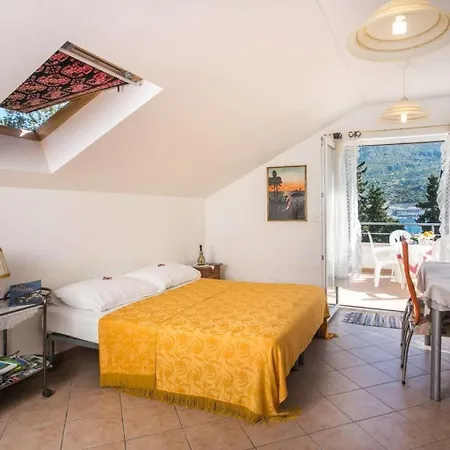 Marija Apartman Zaton